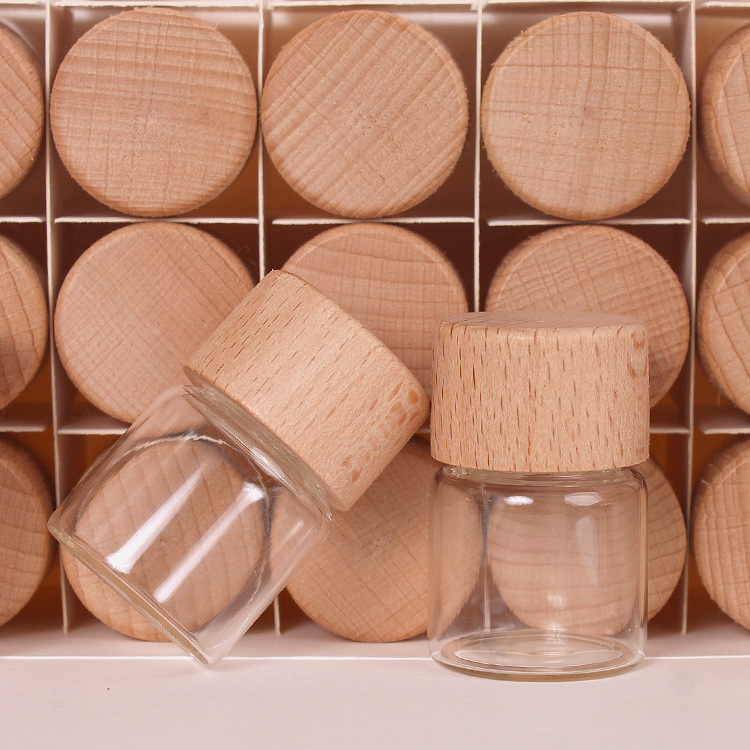 Tuobang Longchuan Glass 32mm diameter threaded sealed bottle, solid wood cap packaging material, 15ml wooden cap bottle, transparent small bottle, small golden bean storage bottle