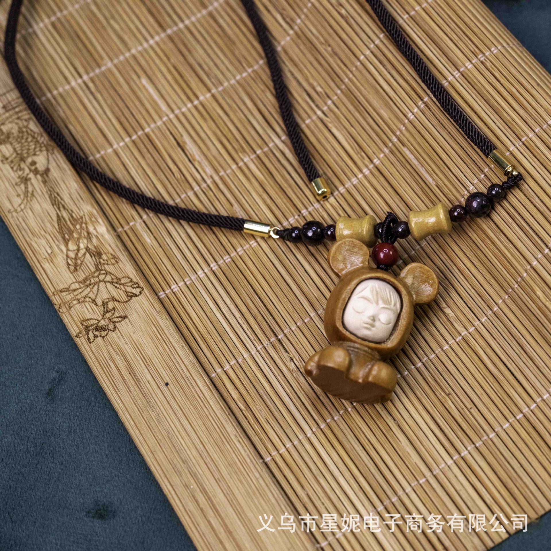 木质雕刻吊坠配木盒发光底座葫芦可拆卸木头船木珠装饰品