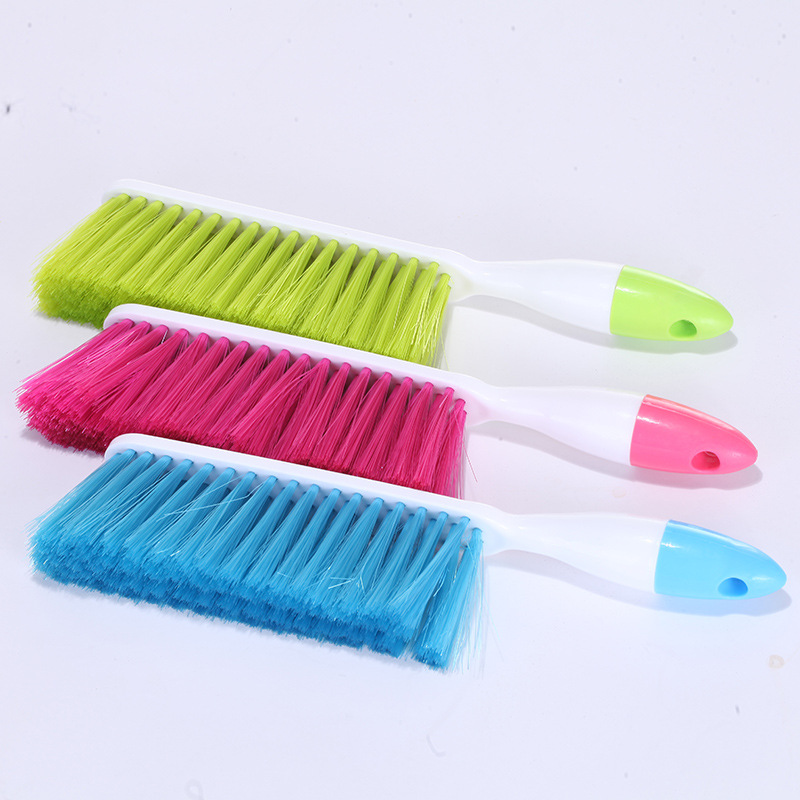 Household cleaning brushes, candy-colored plastic bed brushes, bed brushes, sofa and bed sheet cleaning brushes, dust removal brushes