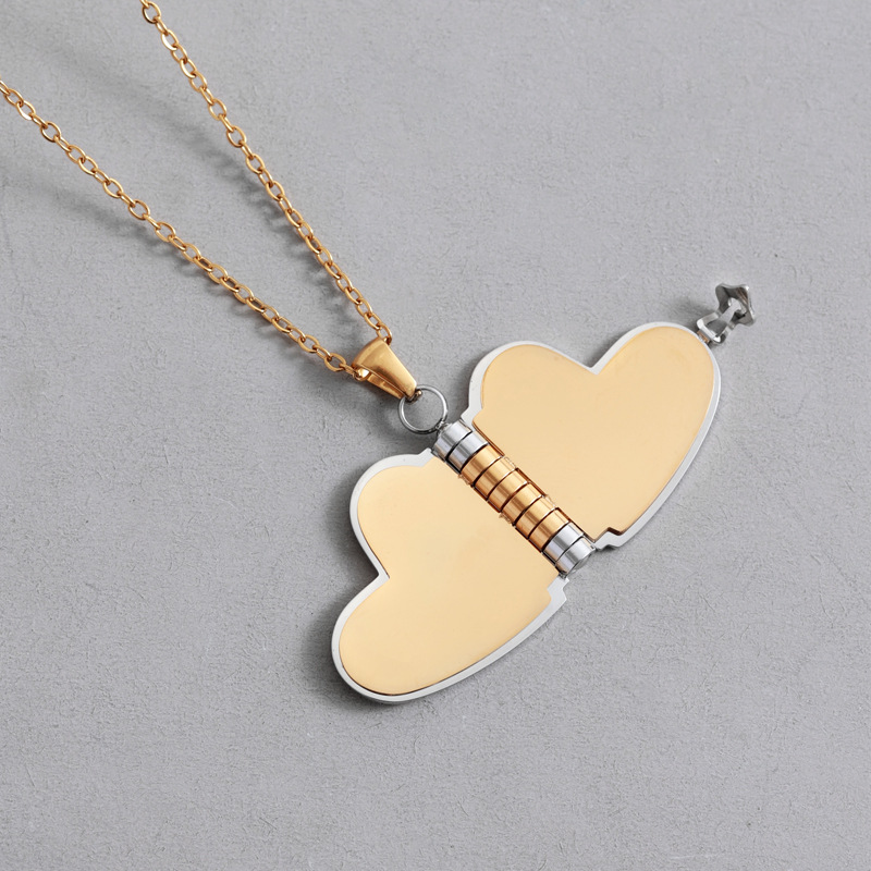 A popular titanium steel heart-shaped book necklace for women in Europe and America, a light luxury and niche stainless steel couple necklace that can be opened and engraved Application Scenario