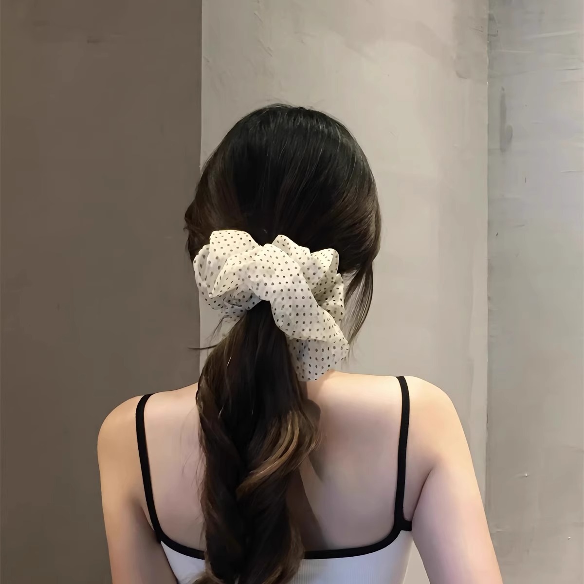 French minimalist accessories 2025 New style cotton and linen fabric polka dot large girl large intestine circle hair band Super fairy hairstyle accessories Specification image