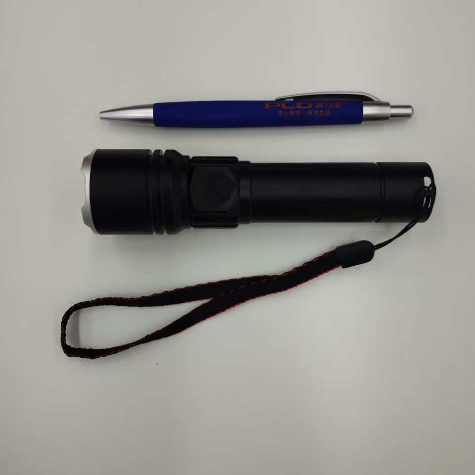 The new cross-border outdoor zoom long-range strong light flashlight, an aluminum alloy white laser multi-functional flashlight, is portable for charging Specification image