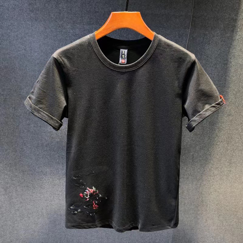 Summer Chinese trend embroidered half-sleeved T-shirt for men, loose and thin short-sleeved, phoenix embroidered casual round-neck T-shirt, breathable Application Scenario