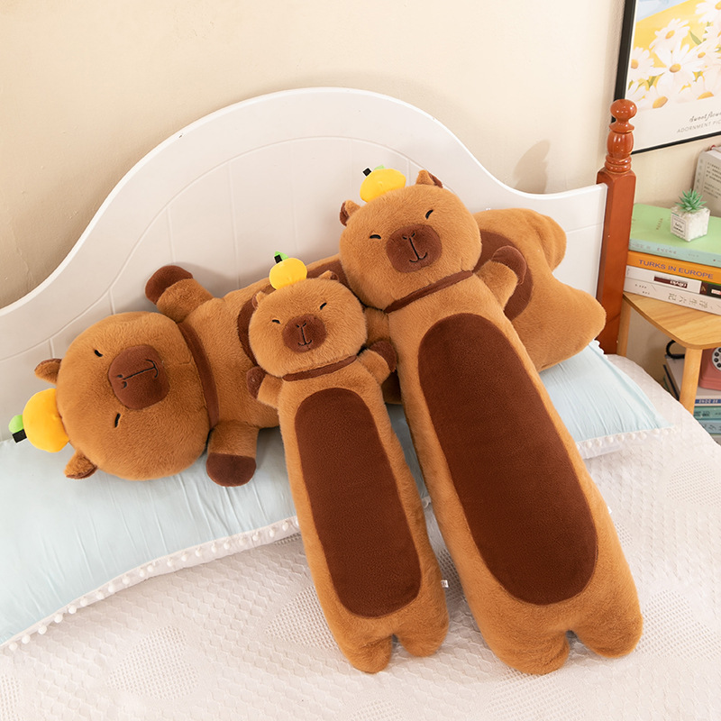 外贸创意长条卡皮巴拉抱枕可爱大号水豚公仔睡觉夹腿娃娃毛绒玩具细节图