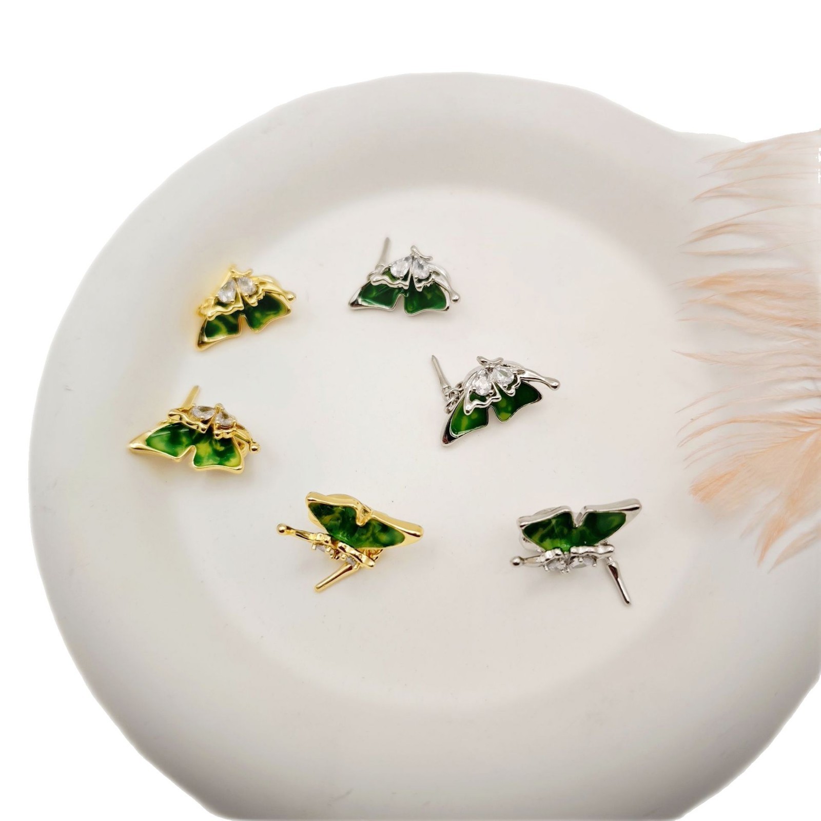 Pearl necklace buckle, oil drip butterfly style, micro-inlaid inlaid gold coin buckle, press buckle, connecting buckle, sweater chain, diy jewelry accessories Item Picture