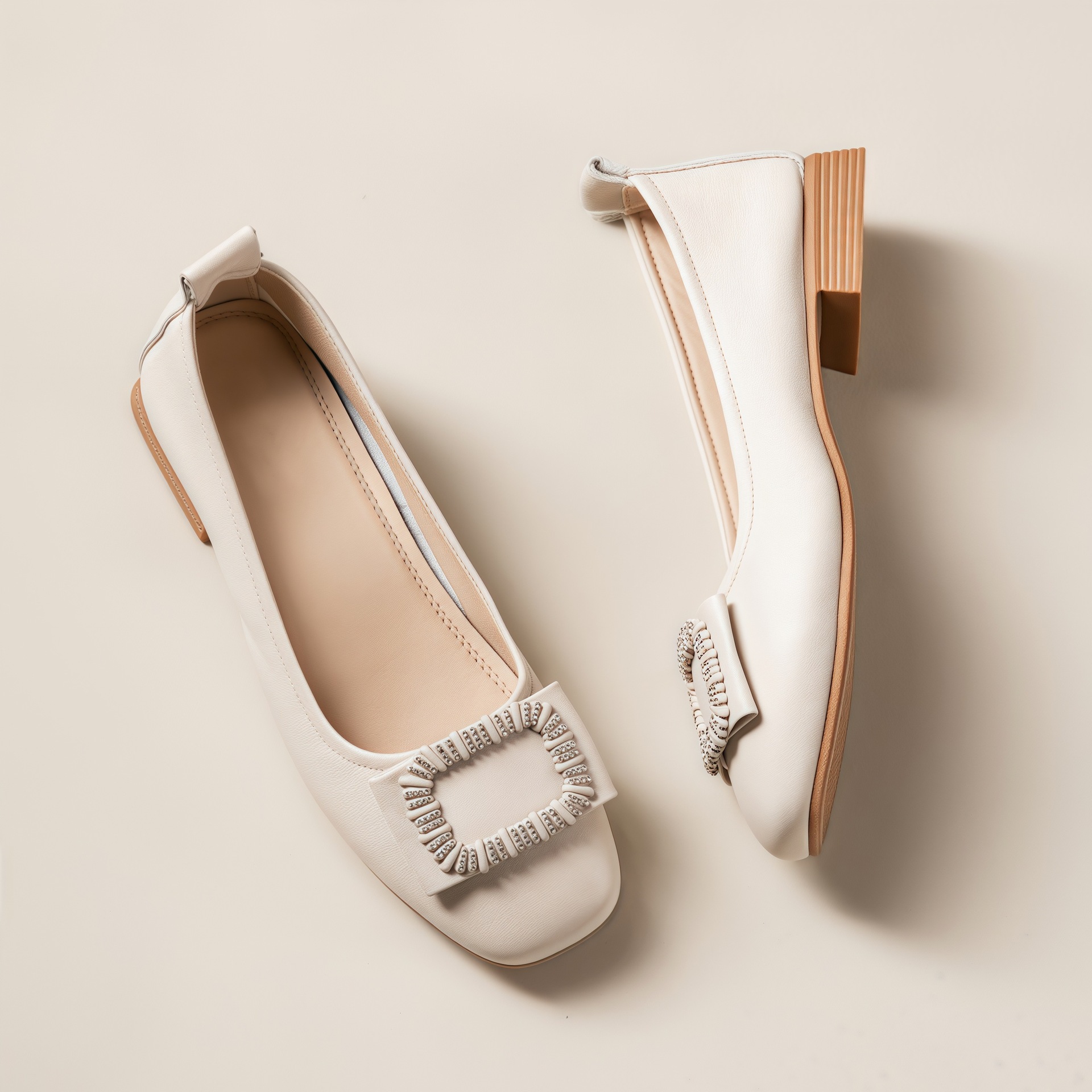 New Spring/Summer 2025 genuine leather flat single shoes, pointed toe, shallow mouth, square buckle bean shoes, fashionable all-season mom women's shoes Application Scenario