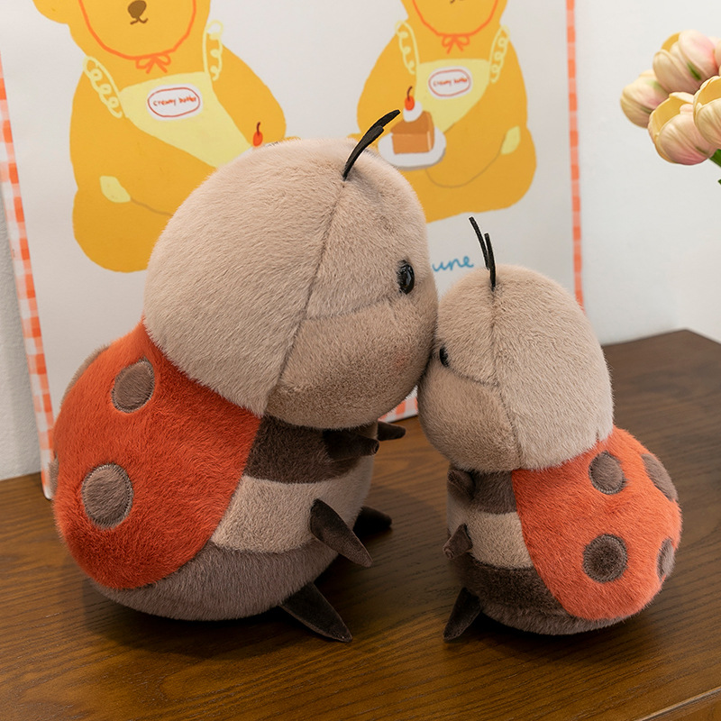 Original little bee doll wholesale, home sofa cushions, decorative items, cartoon cute bee plush toys Application Scenario
