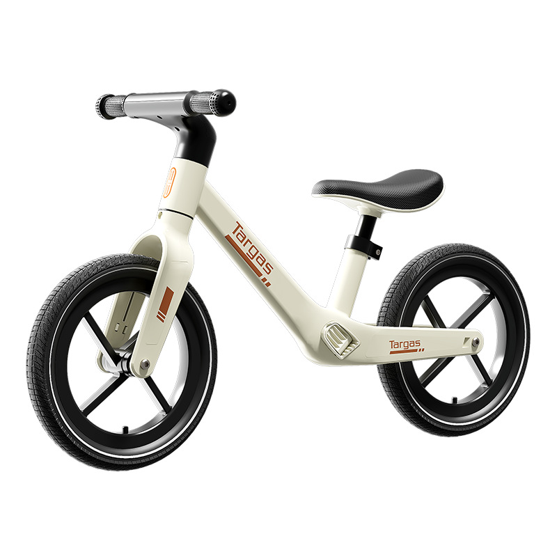 平衡车/职能平衡车/平衡/平衡鸟/4合1平衡三轮车白底实物图