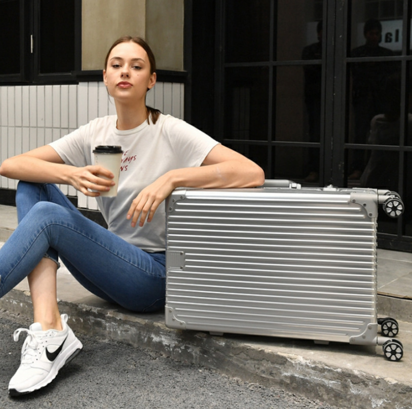 行李箱/电动行李箱/PP材质行李箱/旅行箱/行李箱密码箱细节图