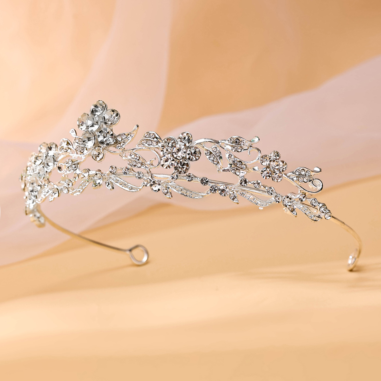 New personalized diamond princess headwear, simple girl party wedding dress, super shiny crystal bridal hair accessory and hair band Item Picture