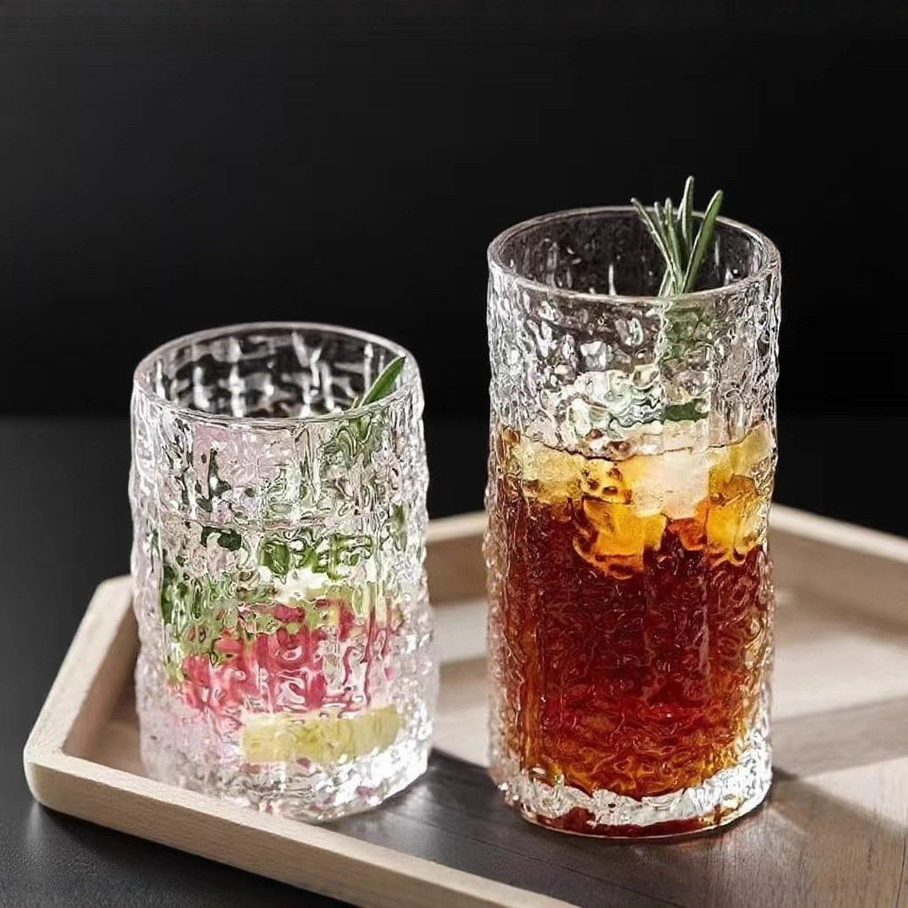 Bark-patterned tea cups, glass cups, water cups, embossed simplicity, high appearance level, ins cups, women's tennis cups, beer mugs, coffee cups Application Scenario