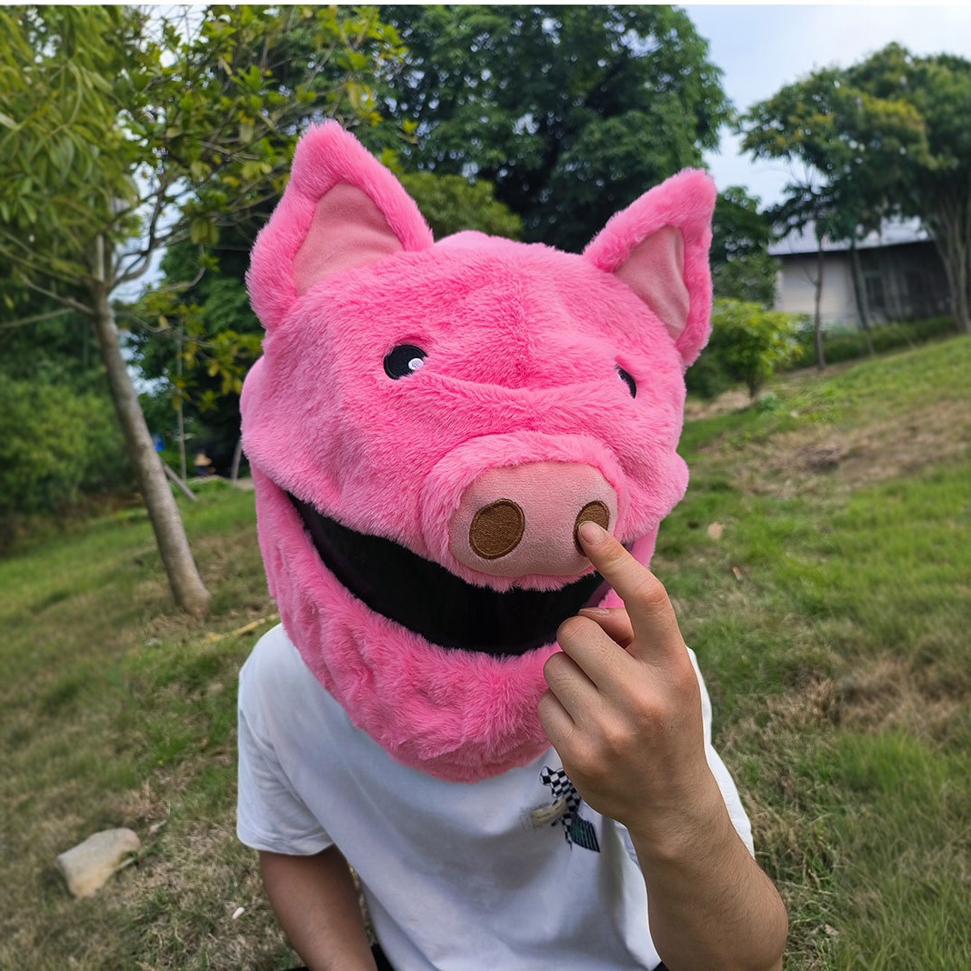 卡通动物兔毛绒头盔套防风保暖机车电瓶车骑行面罩高性价卡通人物