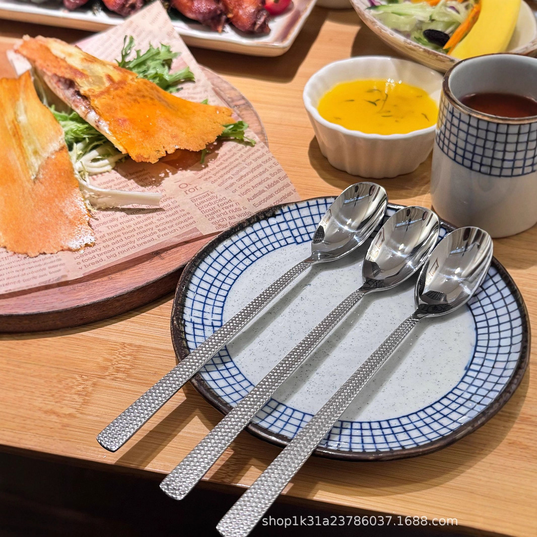 藤编织纹不锈钢勺子加厚搅拌冰勺长柄勺家用吃饭汤勺调羹厂家批发