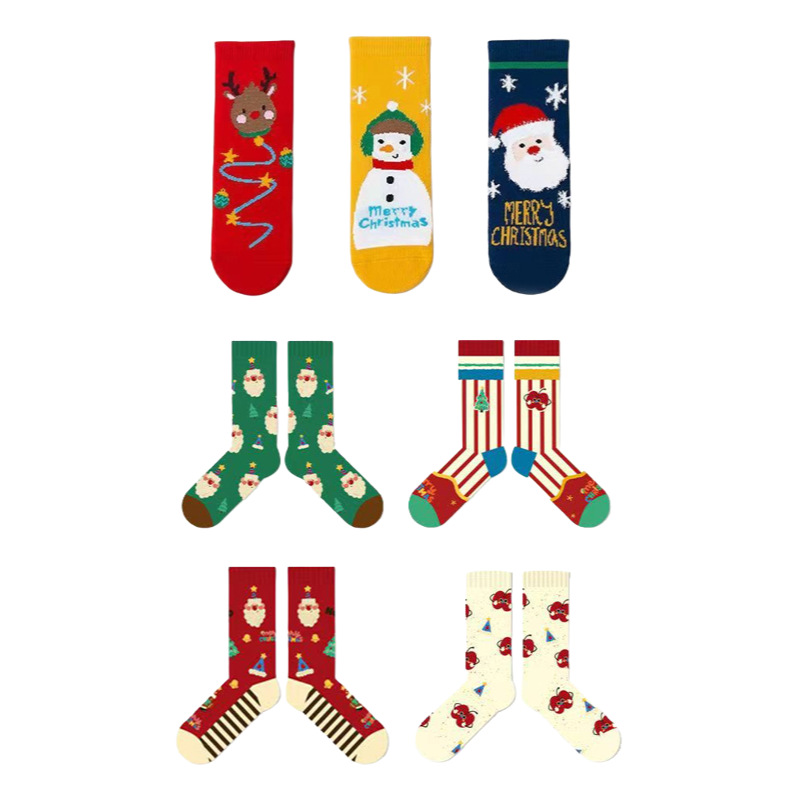 Chunda Cross-border Christmas socks customization, export coral fleece socks customization, embroidery, dispensing, sample making and processing based on provided drawings and samples Item Picture