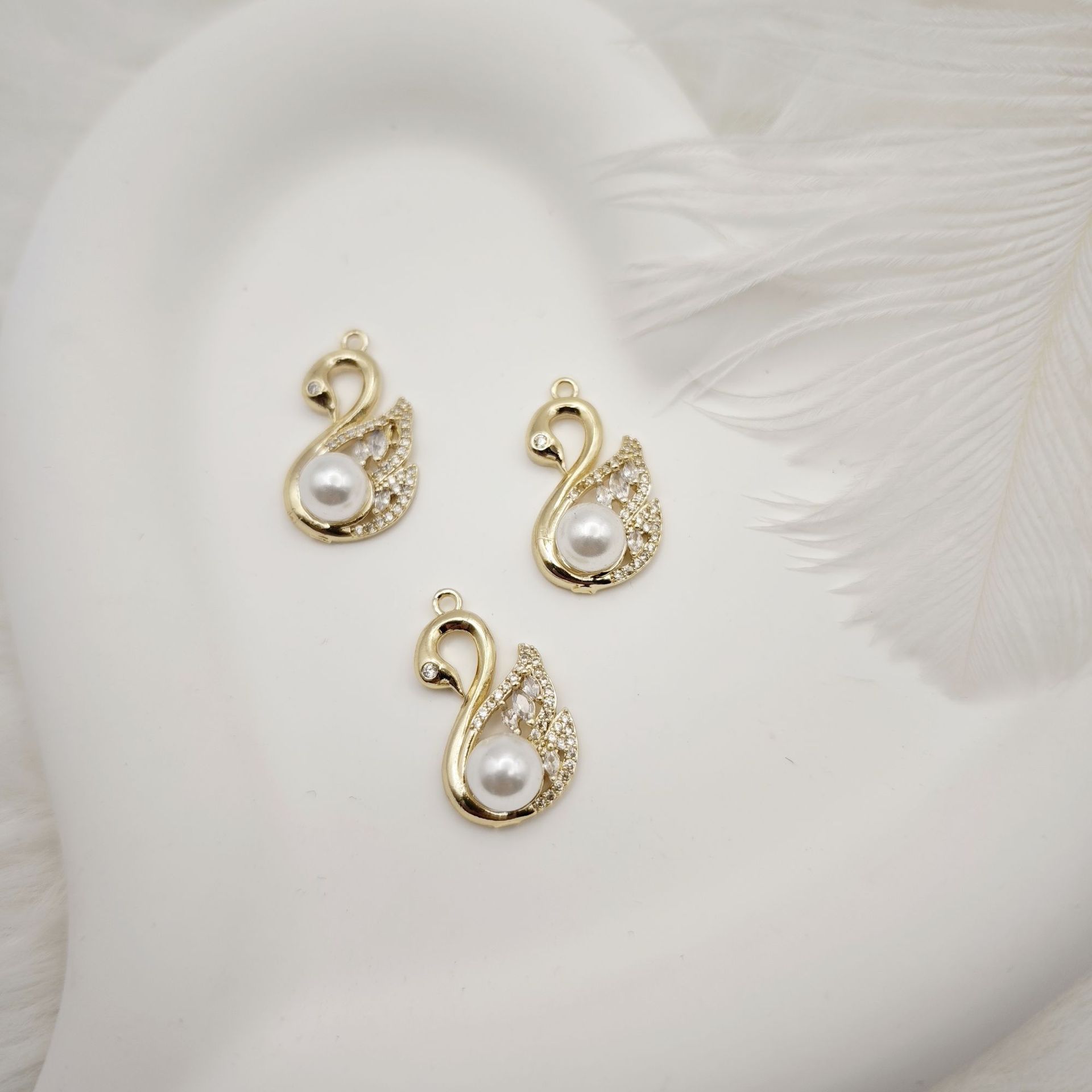 铜镶锆石天鹅吊坠diy手工饰品配件串珠手链项链配饰挂件