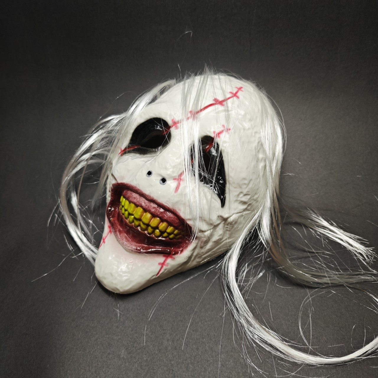 Wholesale of cross-border Halloween high appearance level masquerade ball masks, plastic face masks, clown horror masks Specification image