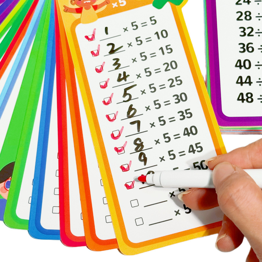 Find the difference in addition, subtraction, multiplication and division mental arithmetic training cards, open the mobile phone toy, early education English memory card Specification drawing