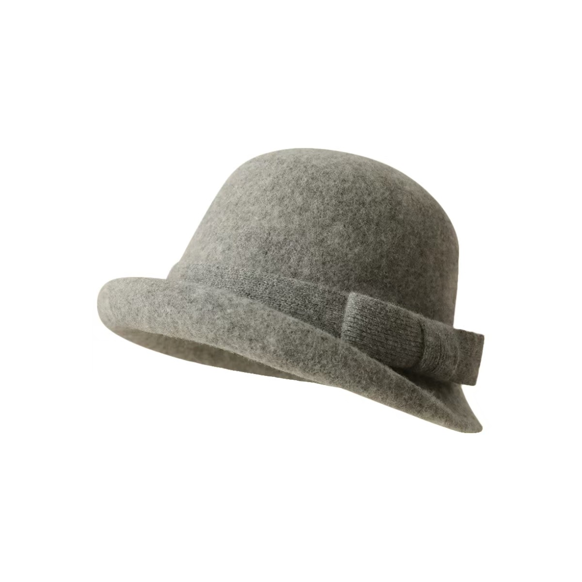 The Liangfang retro rolled-up wool top hat for women in winter exudes a sense of sophistication and French style. The rich gold hat shows off your face. The small fisherman's hat basin Application Scenario