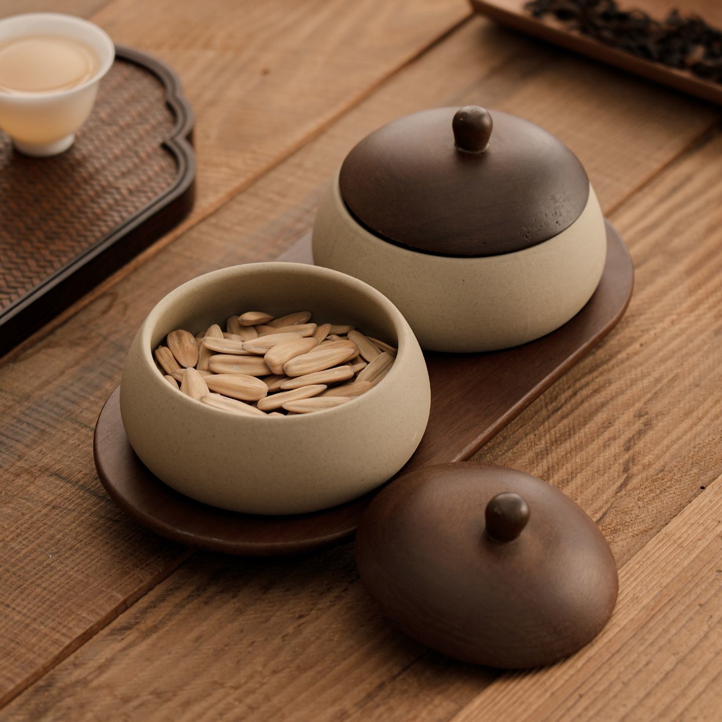 陶瓷工艺品实物图