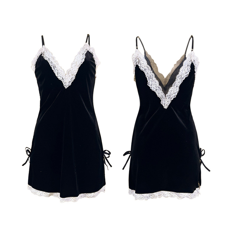 European and American cross-border velvet lace patchwork halter nightgown, deep V backless slit short skirt, sexy home pajamas 1187 Item Picture