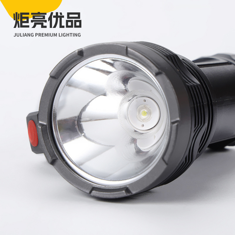 Outdoor focused USB charging flashlight, long-range charging handheld lamp, portable high-power hand-held searchlight 899 flashlight Application Scenario