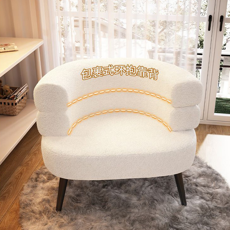毛绒公仔椅实物图
