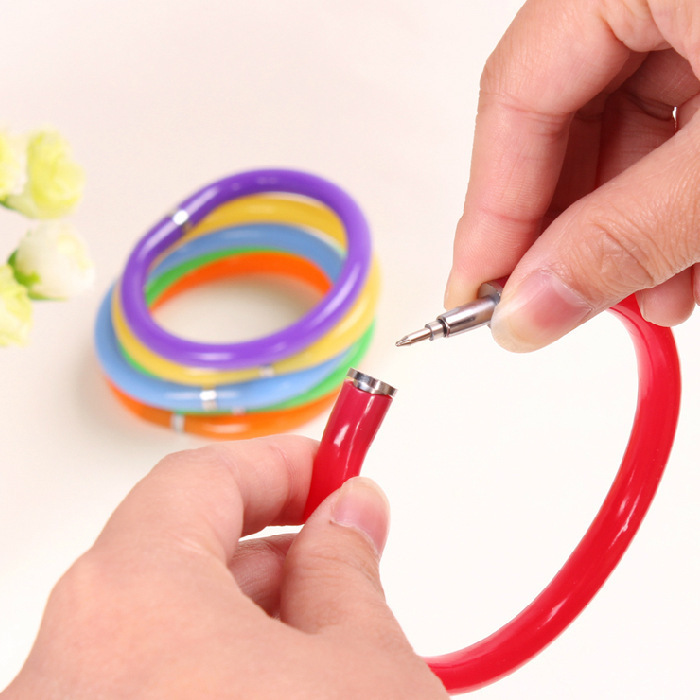 P-1330 Creative Office Stationery Wholesale, cute bracelets, pens, wrist pens, bangles, Ballpoint pens Application Scenario
