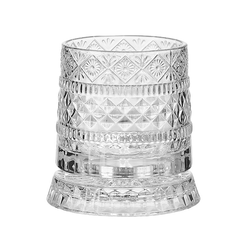 Influencers europeo ligero lujo 360 grados giratorio descompresor diamante estrella cristal copa de vino rojo copa de whisky copa de vino de mar Item Picture