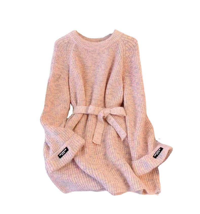 Korean large-sized round-neck knitted sweater for autumn women's wear, laid-back style, slightly plump girls look slimmer, mid-length waist-cinching pullover sweater Item Picture