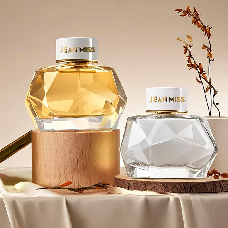 小城伊香新款女士香水持久留香鎏金印记外贸跨境越南香水厂家直销