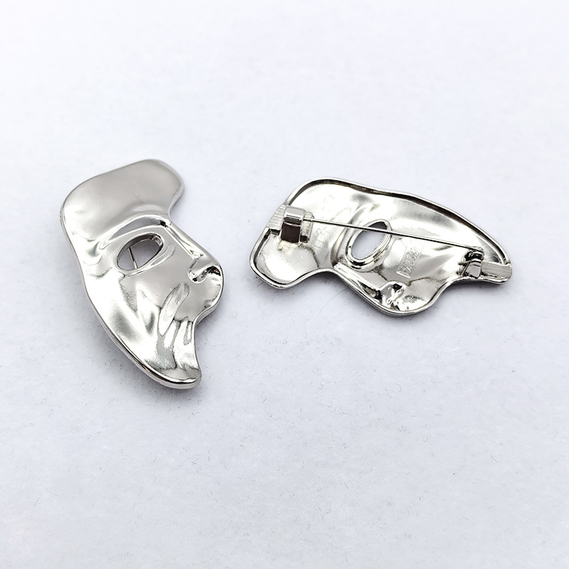 Creative and fashionable metal irregular-shaped decorative pins, versatile suit jackets, exquisite and personalized brooch accessories details Picture