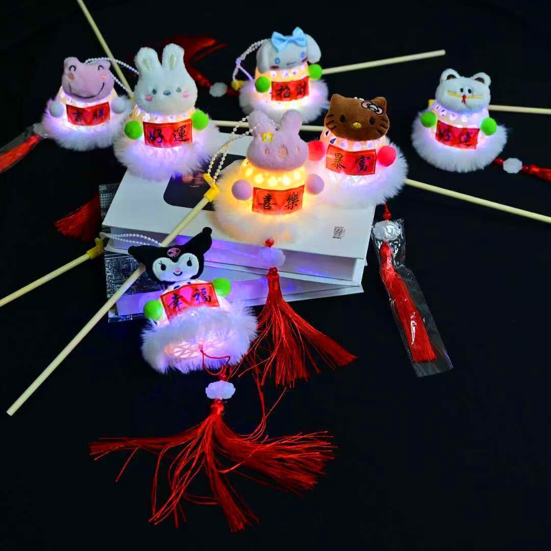 New Year's small lanterns made of bamboo weaving, hand-held luminous children's cartoon lanterns, 2025 New style ancient-style handmade lanterns finished products