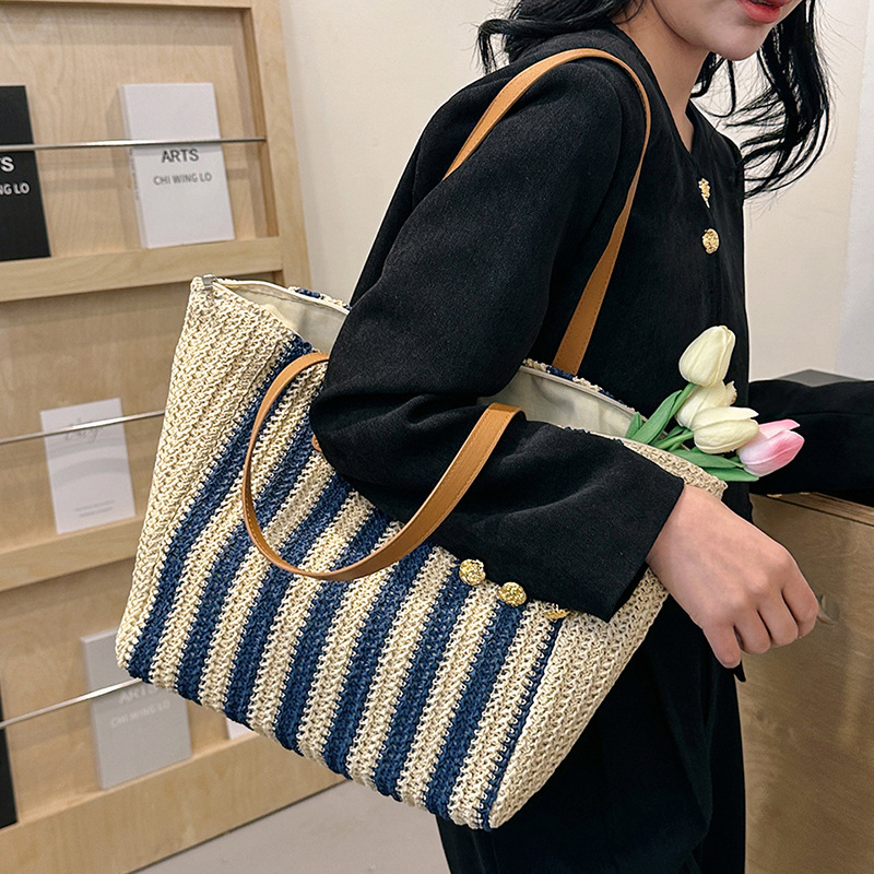Cross-border straw woven bag, striped woven handbag, fashionable and simple, large-capacity commuter lady's single-shoulder bag, casual and simple straw woven bag details Picture