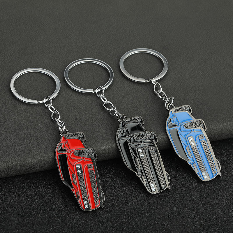 新款跨境热销合金烤漆越野车钥匙扣挂件汽车立体钥匙链挂饰小礼品