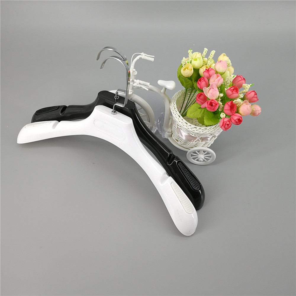 【旭峰】女士西服装衣架宽肩加厚黑白色塑料防滑无痕服装店用衣挂产品图