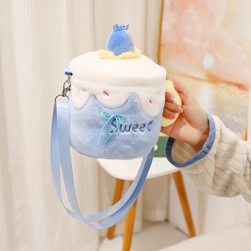 "Sheep One Cup Series Set: Cute Little Sheep plush backpack Cup sleeves, children and students' gifts, high appearance level wholesale. Application Scenario