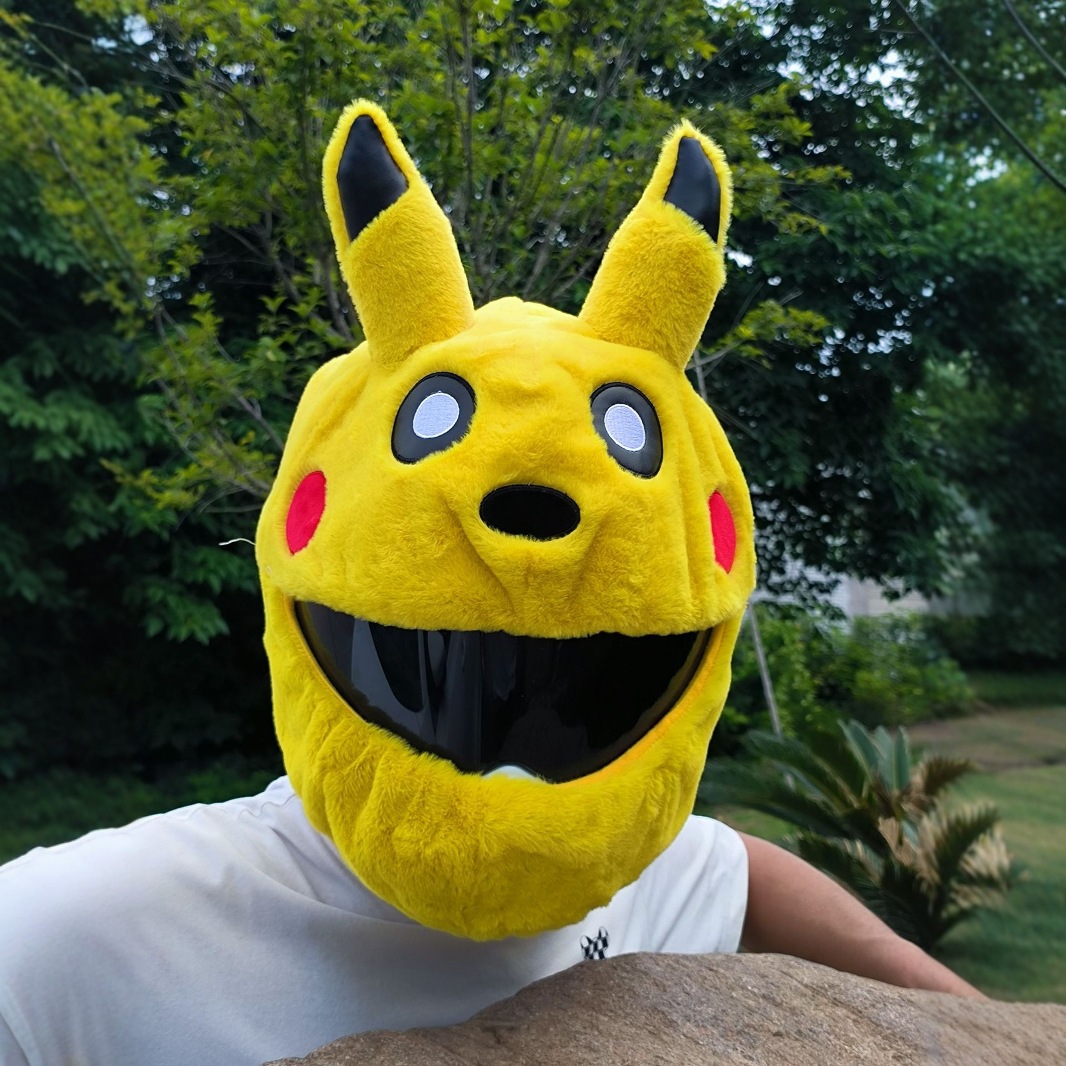 Cartoon animal rabbit plush helmet cover, windproof and warm, motorcycle and electric bike riding mask, high cost performance cartoon character Application Scenario