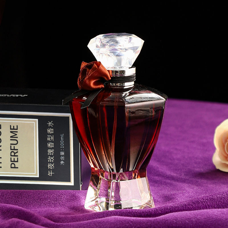 WARMKISS Black Beauty Midnight Bulgarian Rose Women's Perfume is fresh, long-lasting and light. Cross-border wholesale Application Scenario