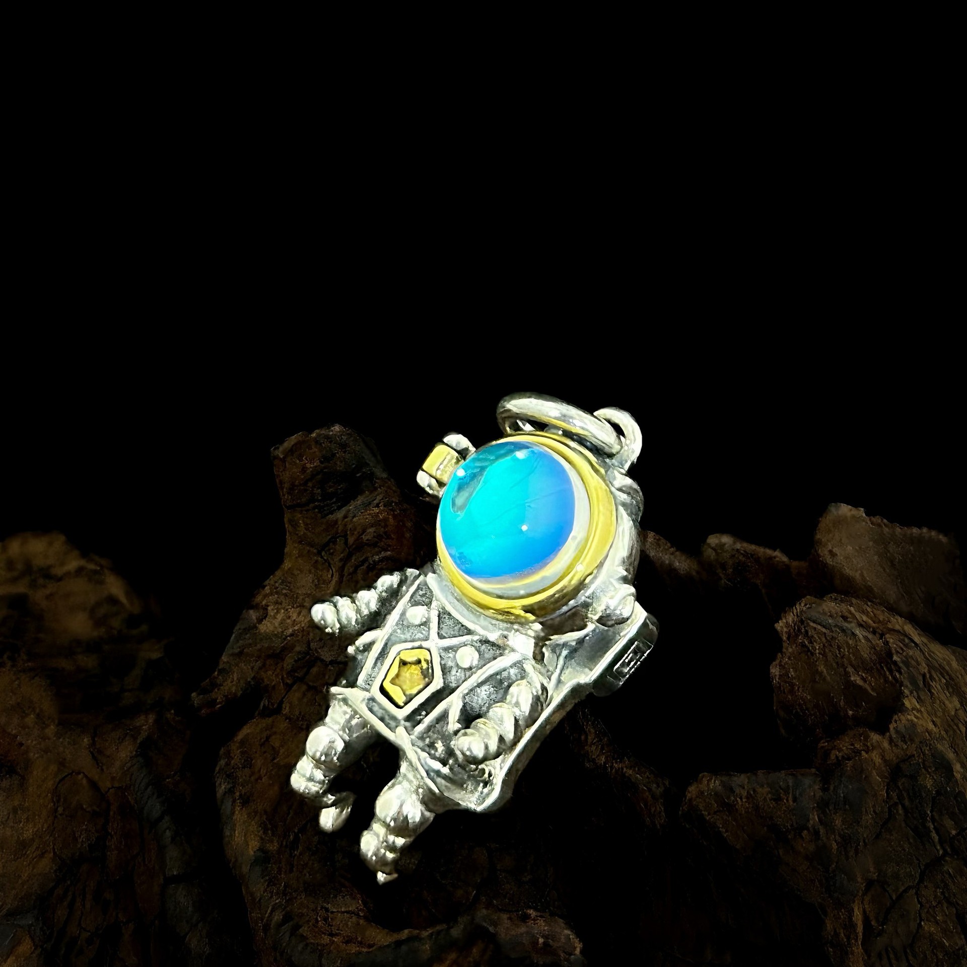 S925纯银宇航员吊坠复古潮流跨境欧美嘻哈个性太空人重工项链挂件