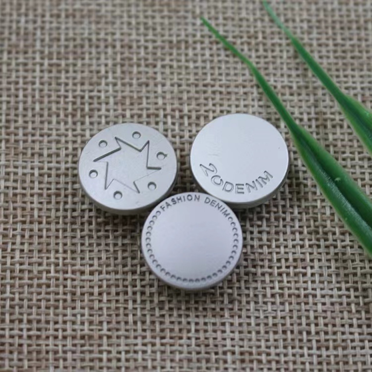 包布纽扣/亚克力钮扣/纽扣/盘扣/子母扣细节图