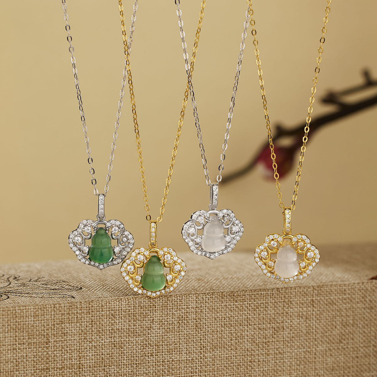 S925 Silver Ruyi Natural chalcedony Gourd Pendant, New Chinese style collarbone chain, Fortune and Peace Lock Manufacturer wholesale full figure