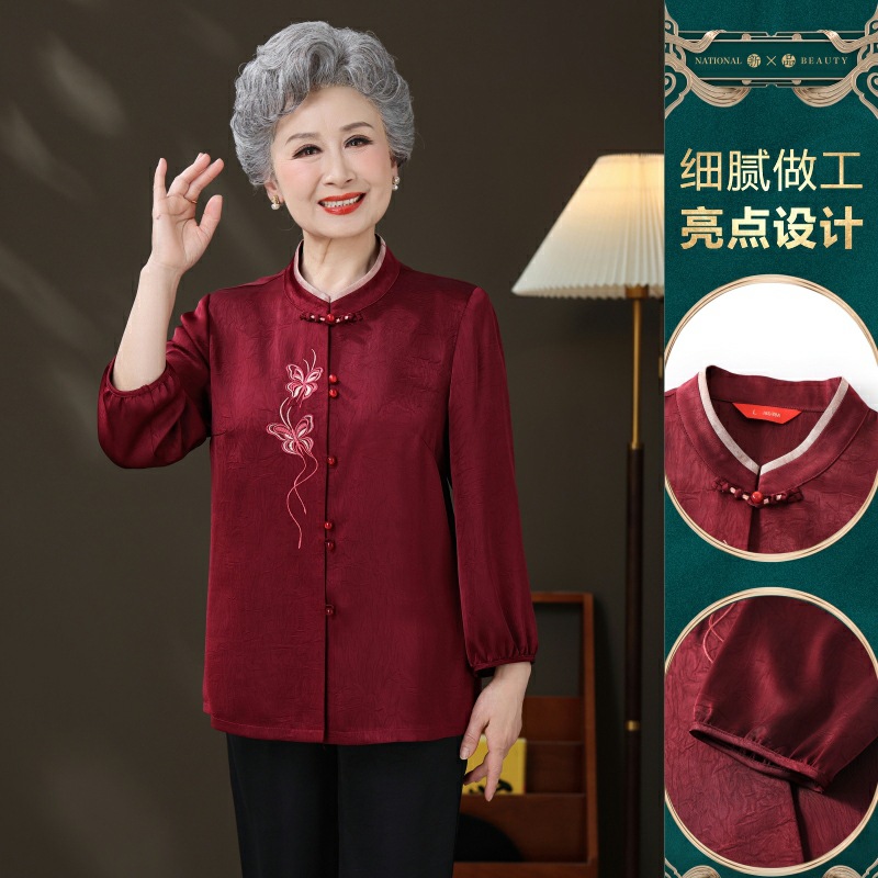 New Chinese-style women's clothing for the elderly, summer shirts for mothers, senior tops, new Chinese-style shirts for grandmothers, and stylish sets Application Scenario