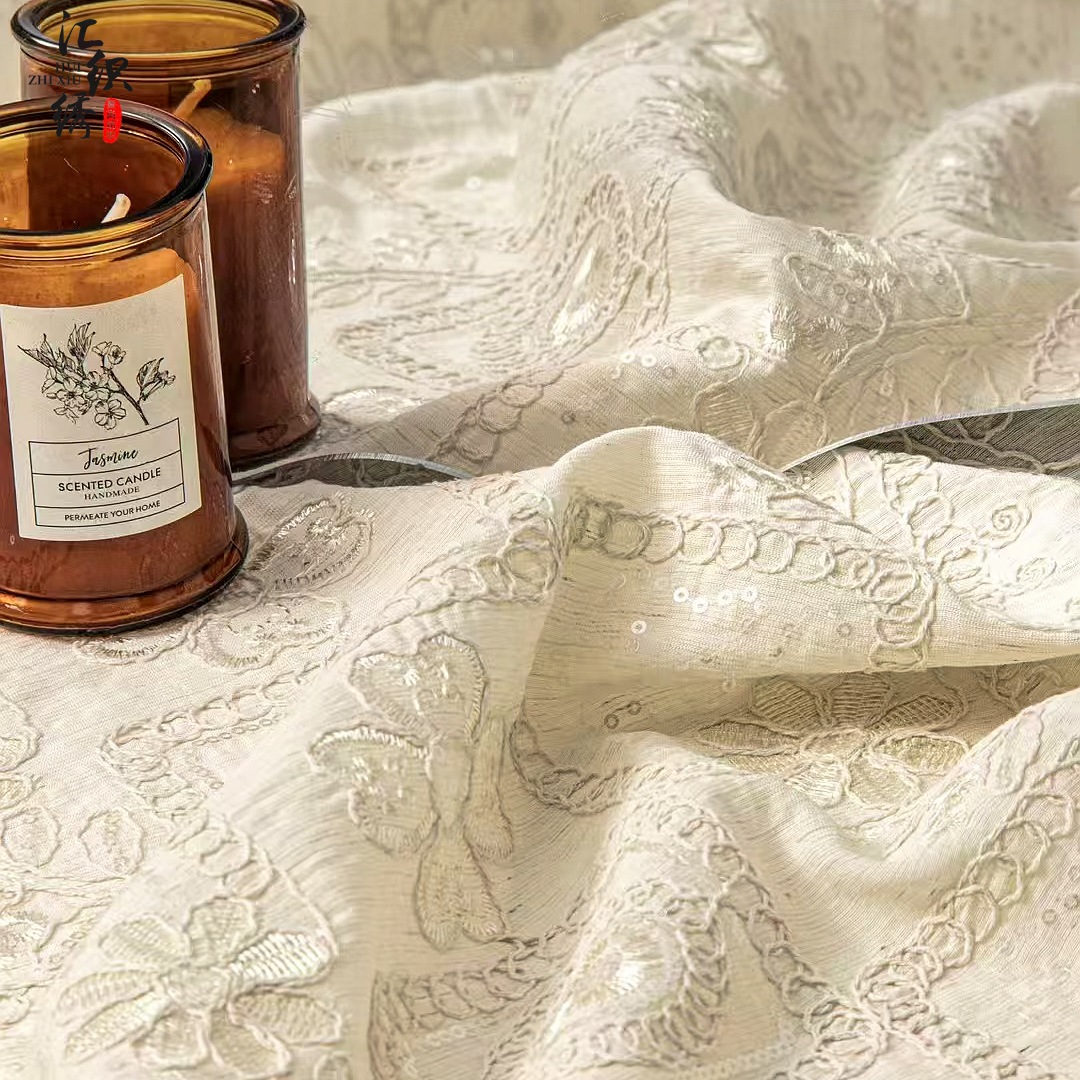 Cotton thread embroidery, poker, plum blossom embroidery, linen base fabric, cheongsam, dress, fashion clothing, beaded embroidery fabric Specification image