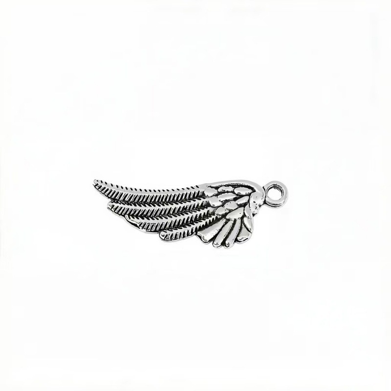 Personalized retro leaf wing metal pendant, trendy hip-hop necklace pendant, diy bag, keychain Item Picture