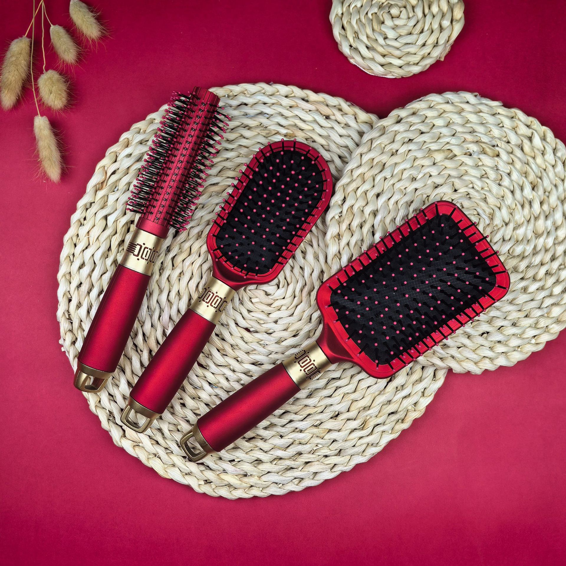 厂家批发女士气垫按摩梳方头气囊美发造型梳婚庆卷发梳红色高颅顶大弯梳