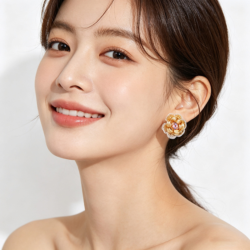 Designer handcrafted gold thread woven three-dimensional flower earrings 2026 live-streaming bestseller earrings, fashionable, individual and high-end Application Scenario