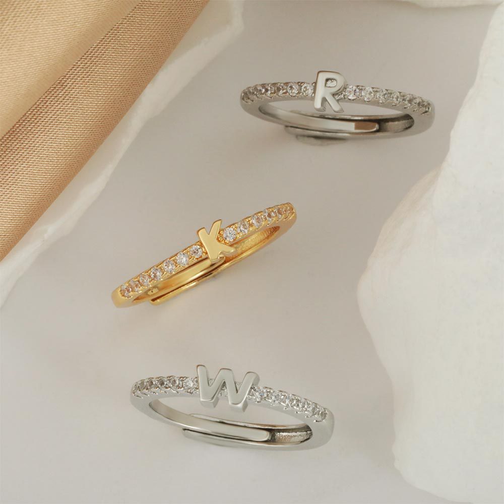 A new cross-border copper-inlaid zircon 26-letter ring with adjustable opening, exuding a fashionable and sophisticated charm Application Scenario