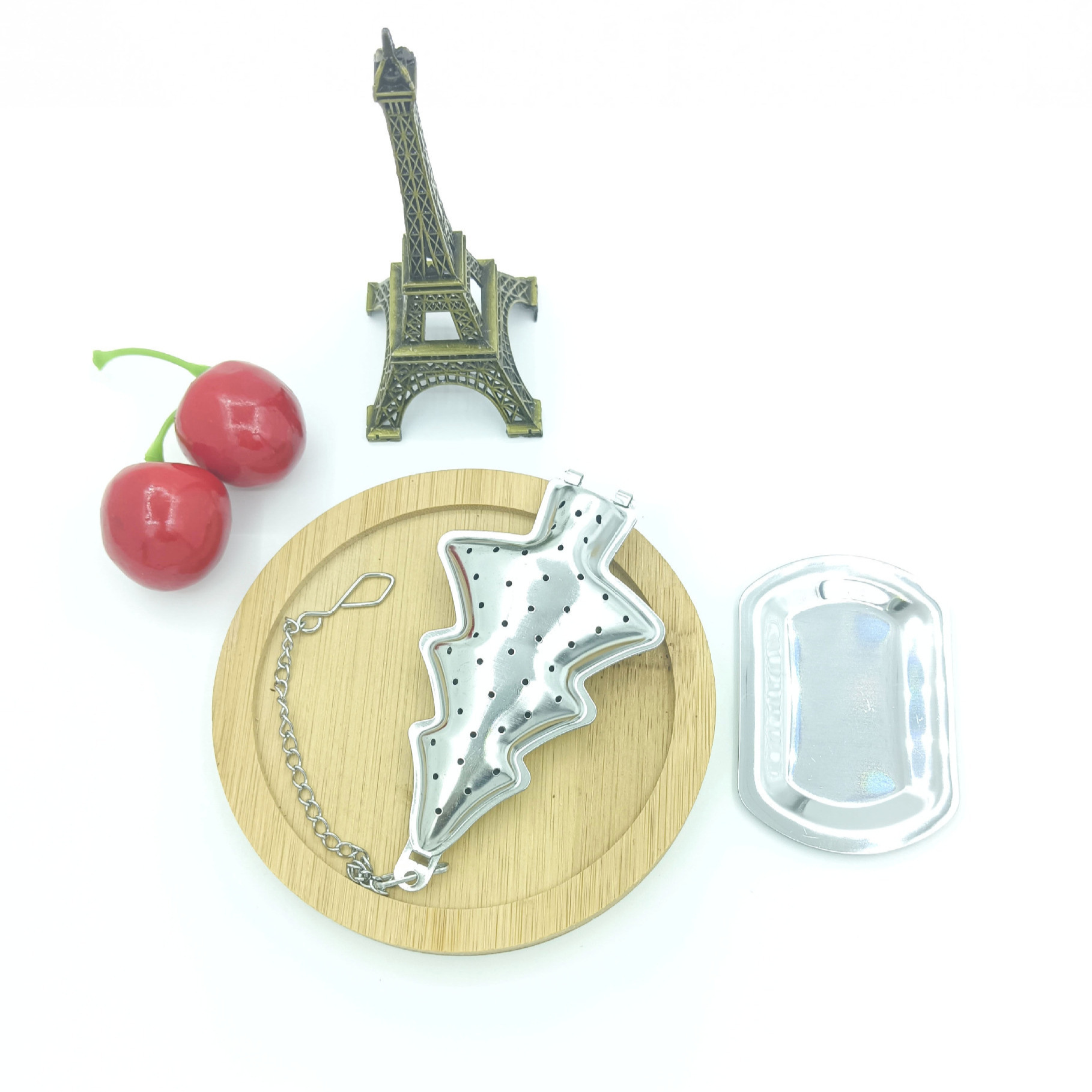 Wholesale 304 stainless steel tea strainer, tea marinade filter, hanging creative tea filter, tea filter, tea brewing tool Application Scenario