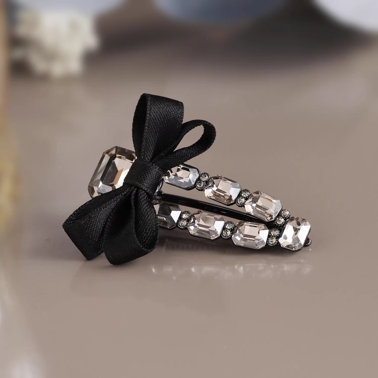 韩系水晶蝴蝶结侧边夹高级感轻奢发夹法式复古气质头饰