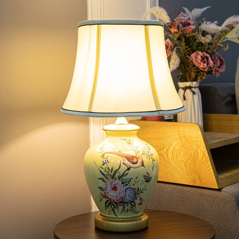 美式乡村小台灯卧室床头灯欧式创意陶瓷简约现代客厅温馨结婚婚房